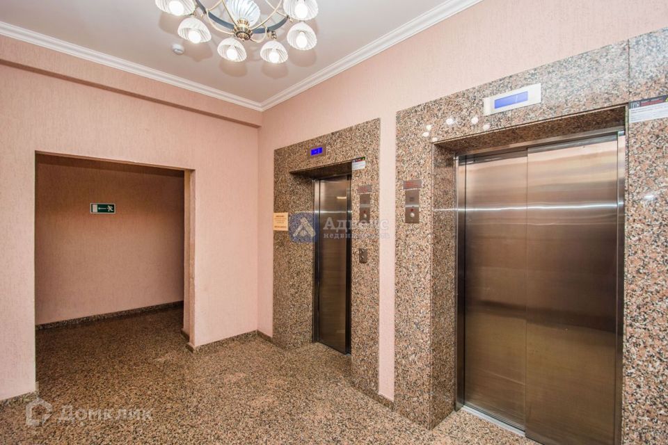 Продаётся 1-комнатная квартира, 49.7 м²