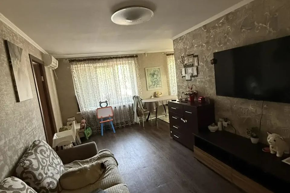 Продаётся 2-комнатная квартира, 43.6 м²