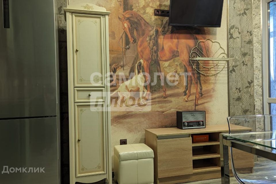 Продаётся 1-комнатная квартира, 58 м²