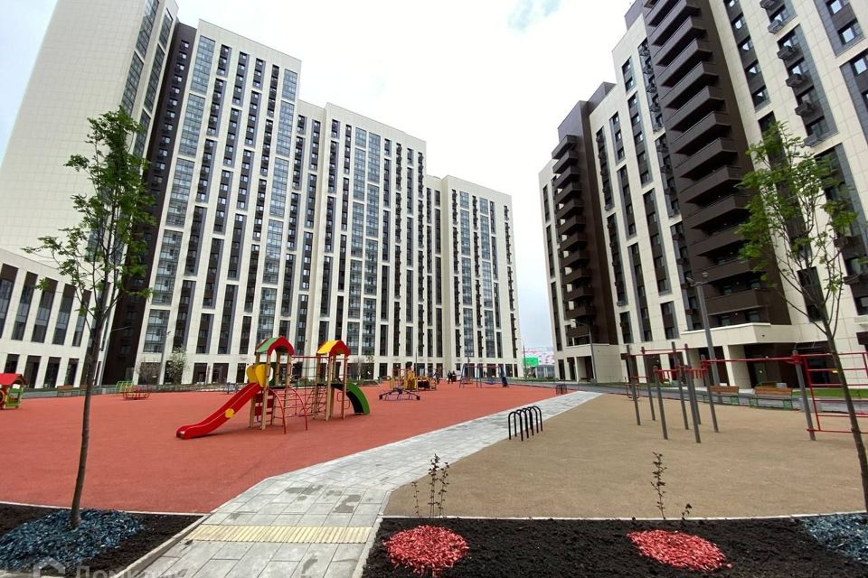 Продаётся 2-комнатная квартира, 57 м²
