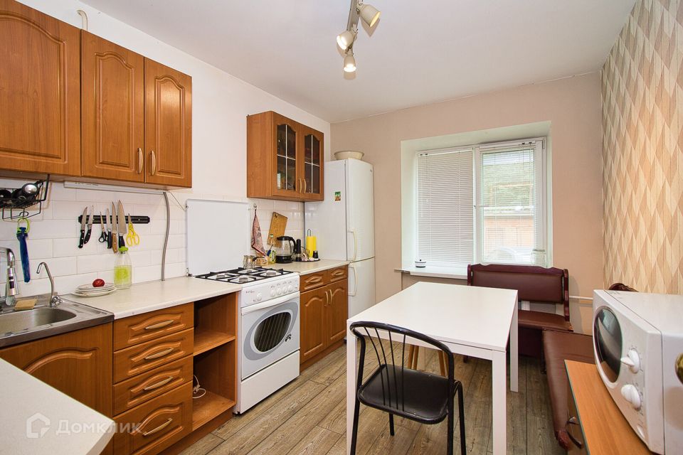 Продаётся 1-комнатная квартира, 35.6 м²