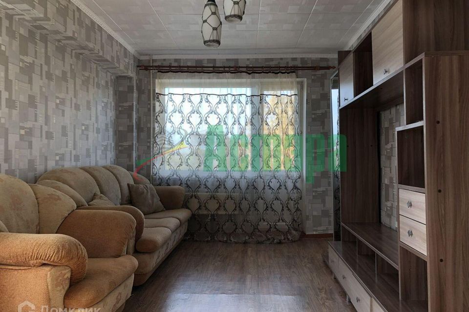 Продаётся 2-комнатная квартира, 41.8 м²