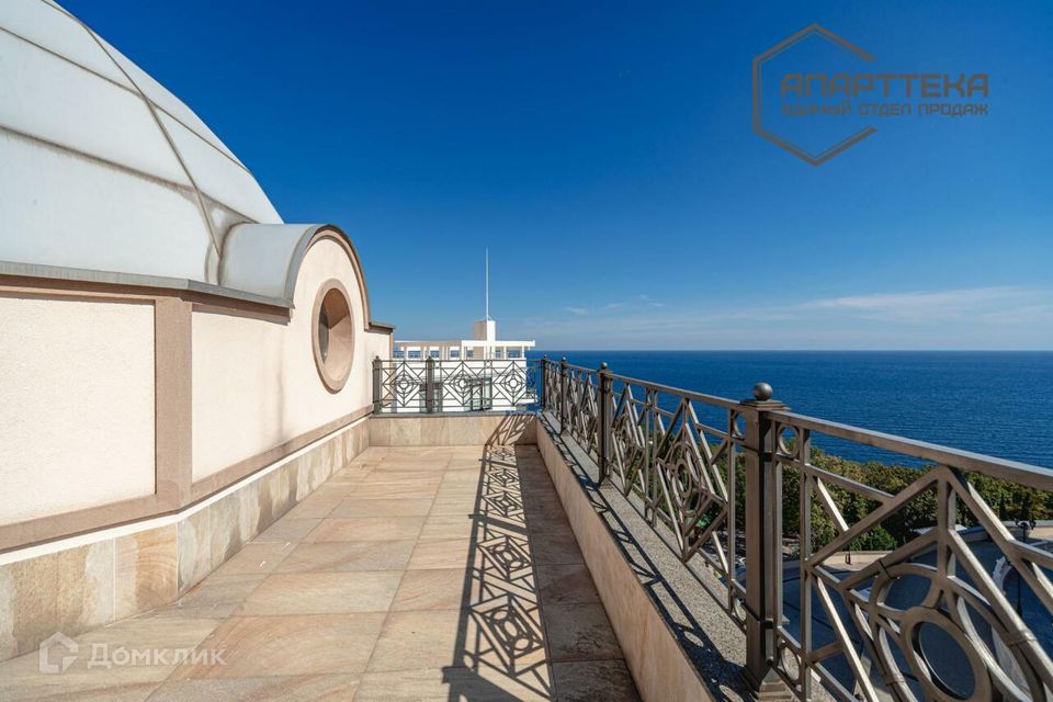 Продаётся 5-комнатная квартира, 369.1 м²