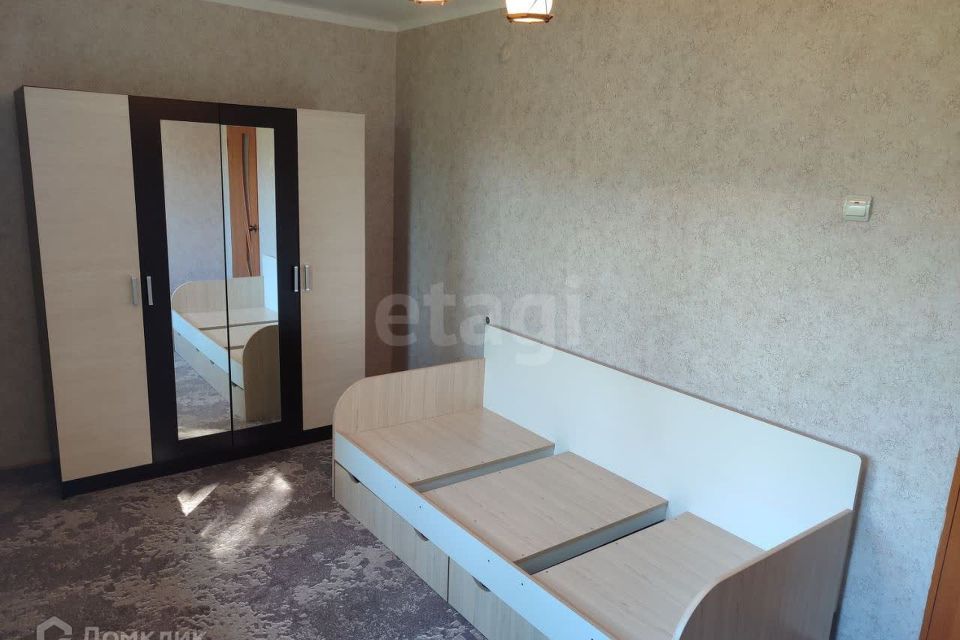 Продаётся 3-комнатная квартира, 56 м²