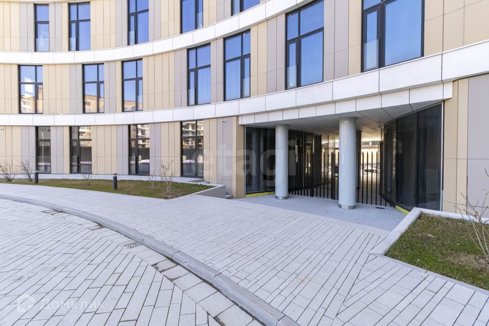 Продаётся 3-комнатная квартира, 102.7 м²