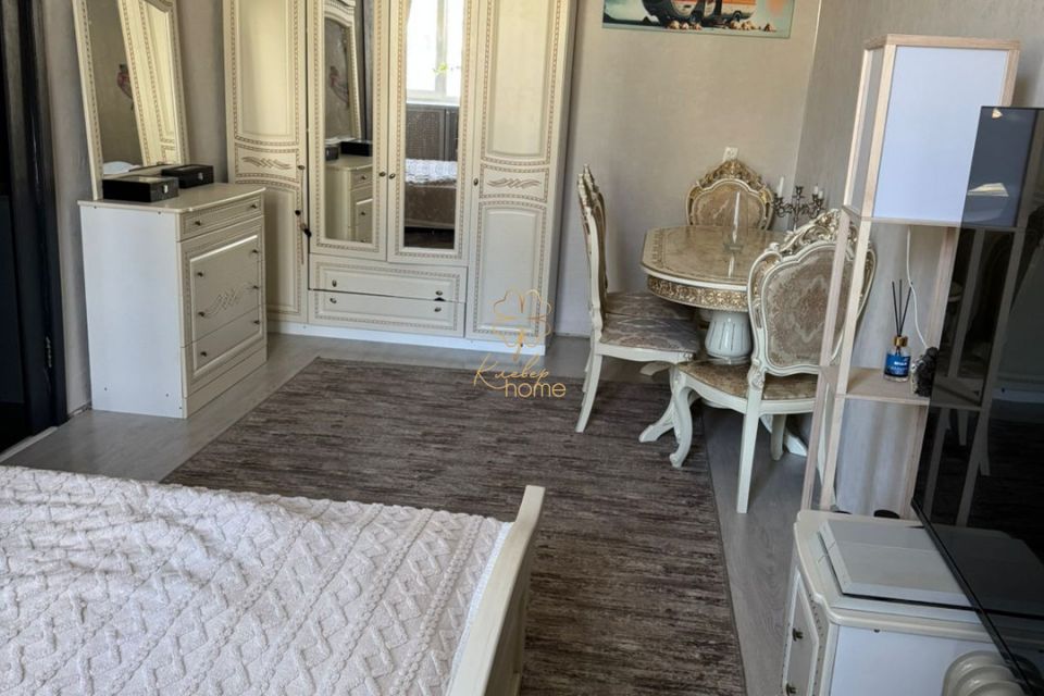 Продаётся 1-комнатная квартира, 35.6 м²