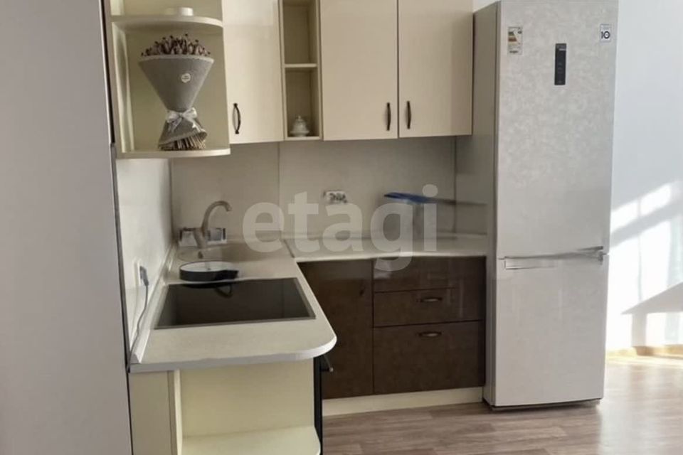 Продаётся 1-комнатная квартира, 44.7 м²