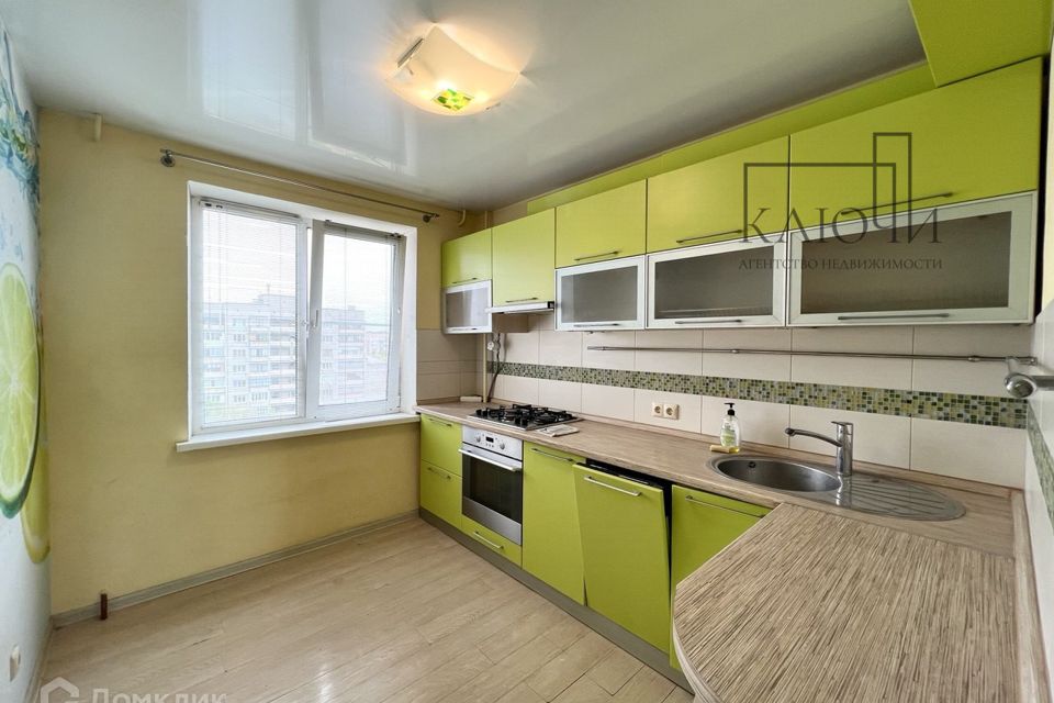 Продаётся 4-комнатная квартира, 75.4 м²