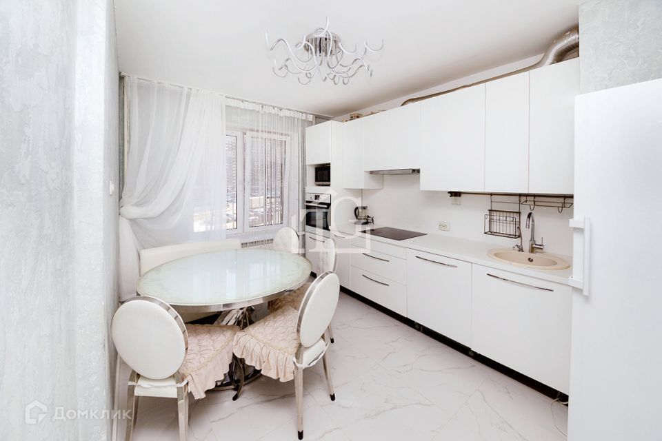 Продаётся 3-комнатная квартира, 76 м²