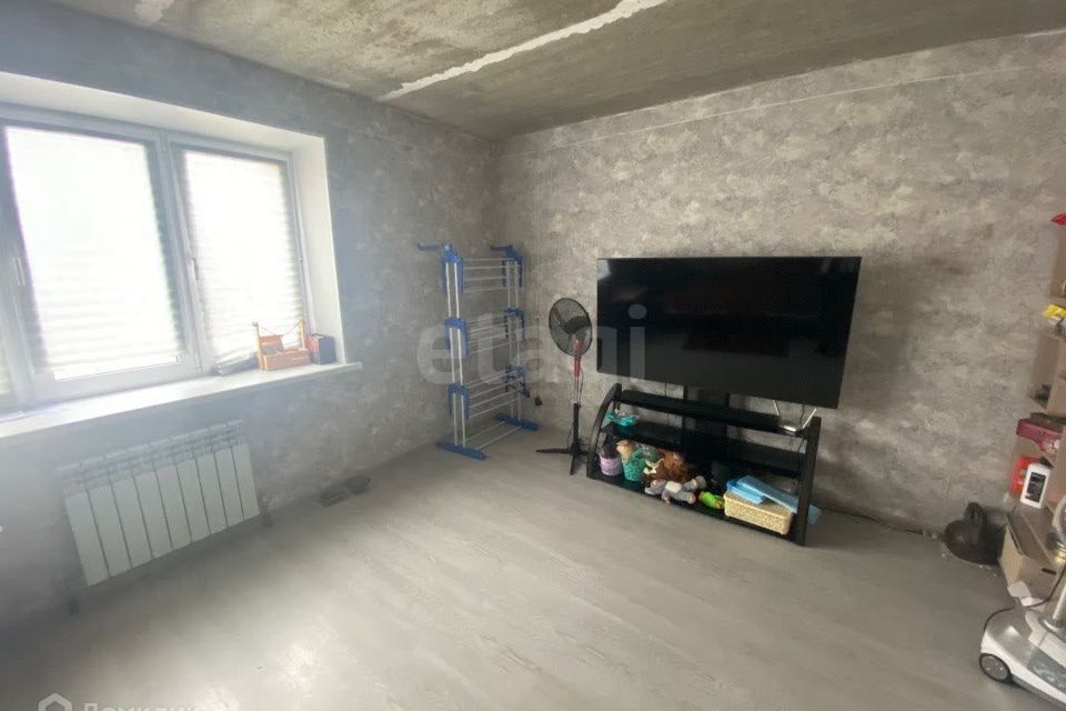 Продаётся 2-комнатная квартира, 65 м²