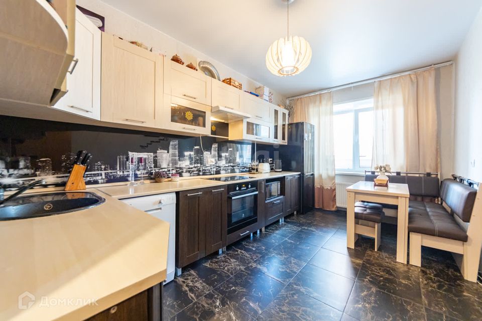 Продаётся 3-комнатная квартира, 72.3 м²