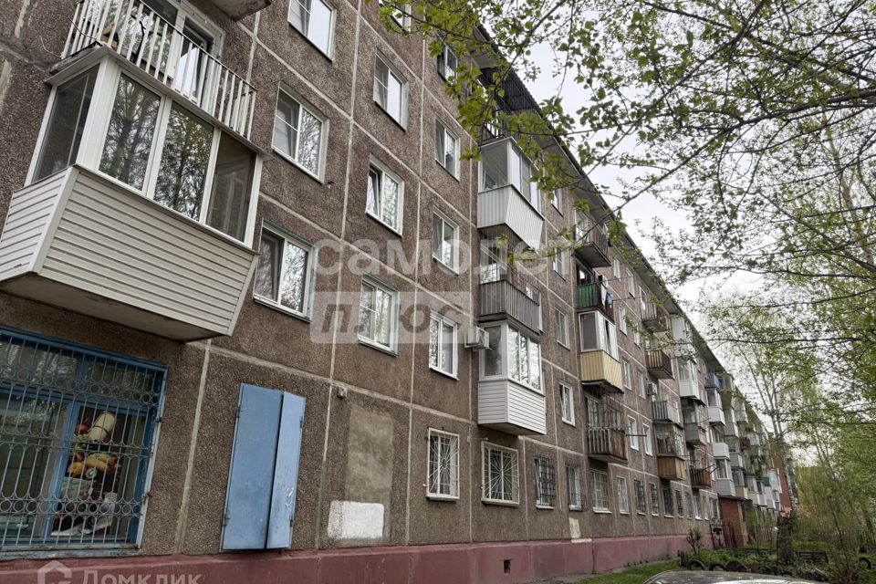 Продаётся 4-комнатная квартира, 59 м²