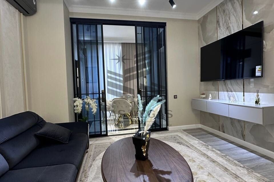 Сдаётся 2-комнатная квартира, 65 м²