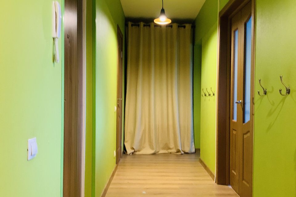 Продаётся 3-комнатная квартира, 77.6 м²
