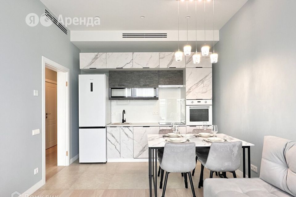 Сдаётся 2-комнатная квартира, 70 м²