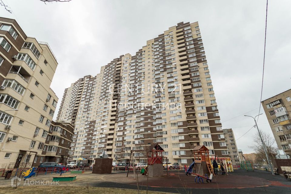 Продаётся 1-комнатная квартира, 42 м²