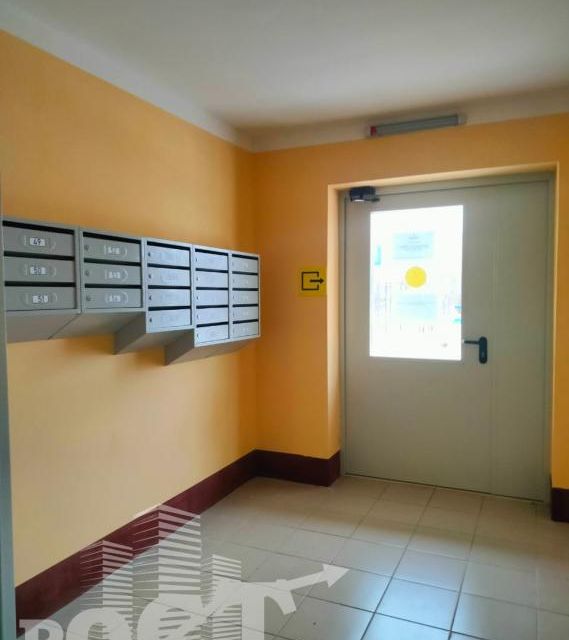 Сдаётся 2-комнатная квартира, 49 м²