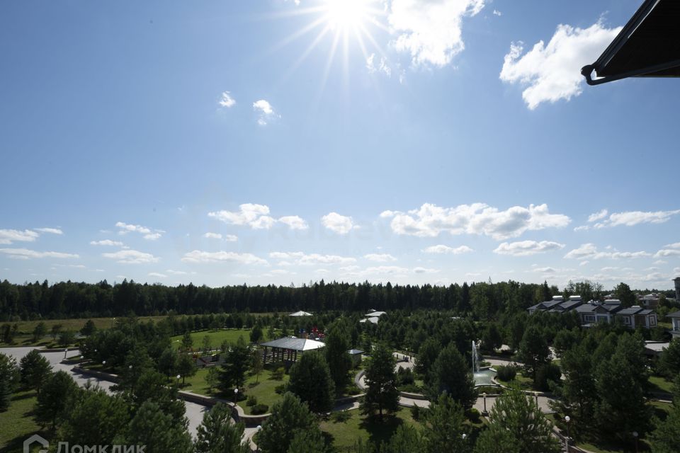 Продаётся 2-комнатная квартира, 121.4 м²