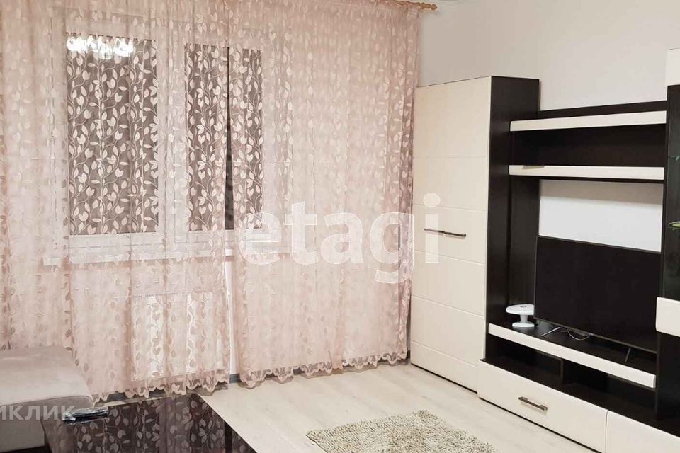 Продаётся 2-комнатная квартира, 63 м²