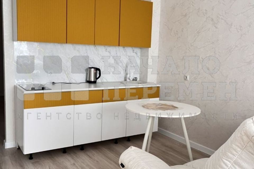 Сдаётся 1-комнатная квартира, 40 м²