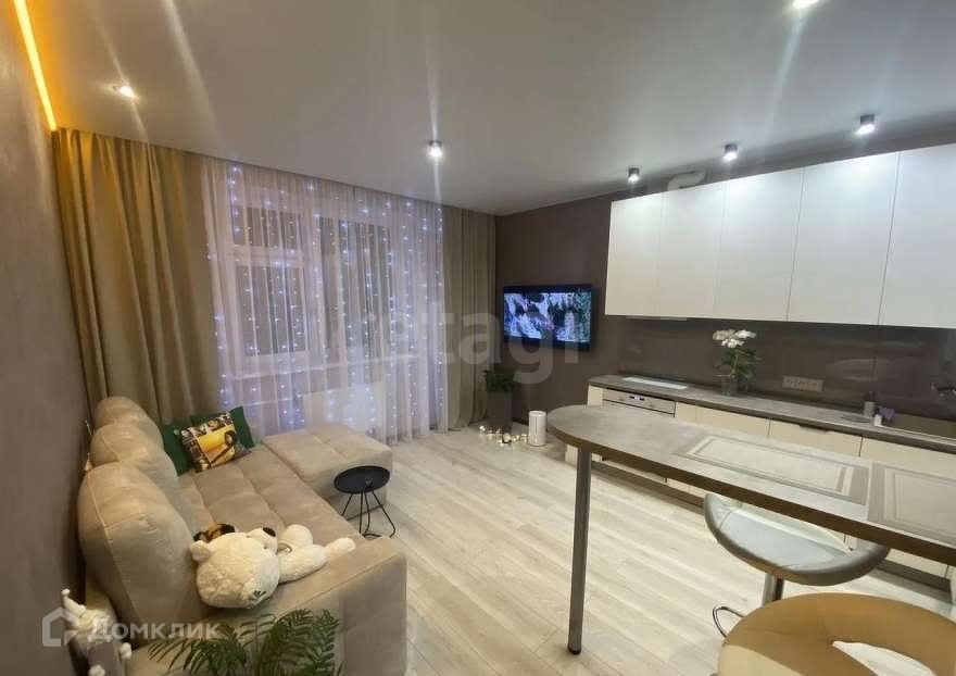 Сдаётся 1-комнатная квартира, 51 м²