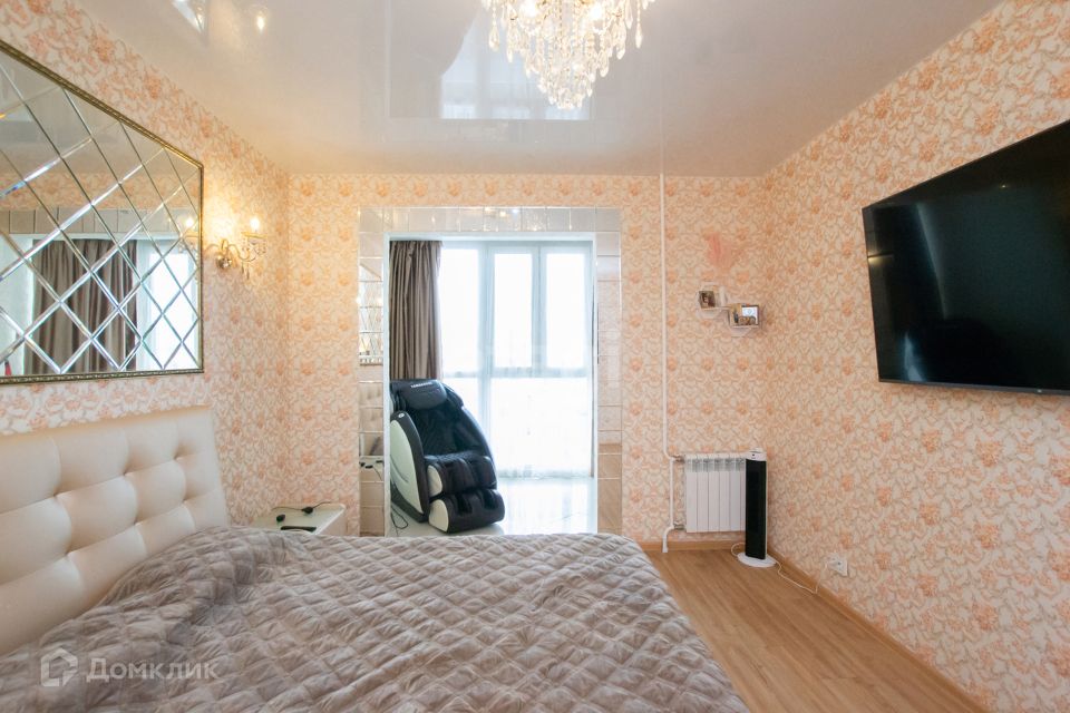 Продаётся 3-комнатная квартира, 100 м²