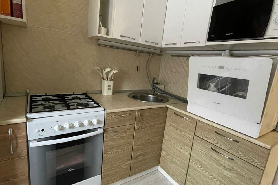 Продаётся 1-комнатная квартира, 30.6 м²