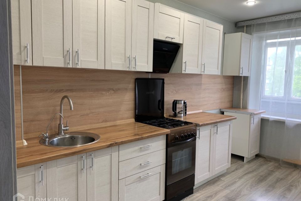 Продаётся 3-комнатная квартира, 66.4 м²