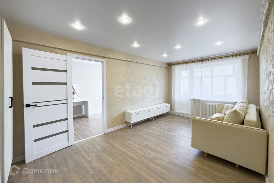 Продаётся 2-комнатная квартира, 44.8 м²
