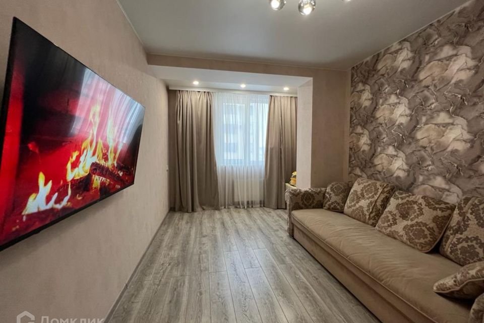 Продаётся 1-комнатная квартира, 40.8 м²