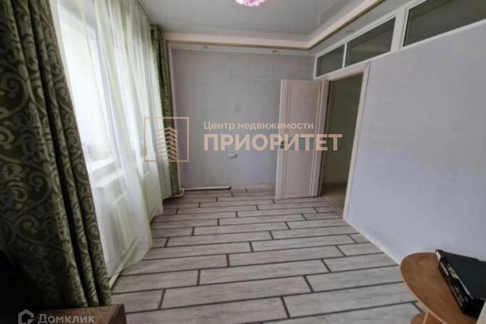 Продаётся 1-комнатная квартира, 42 м²