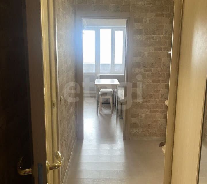 Сдаётся 1-комнатная квартира, 38 м²