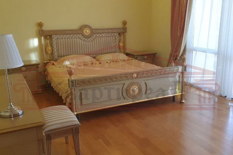 Сдаётся 4-комнатная квартира, 147 м²