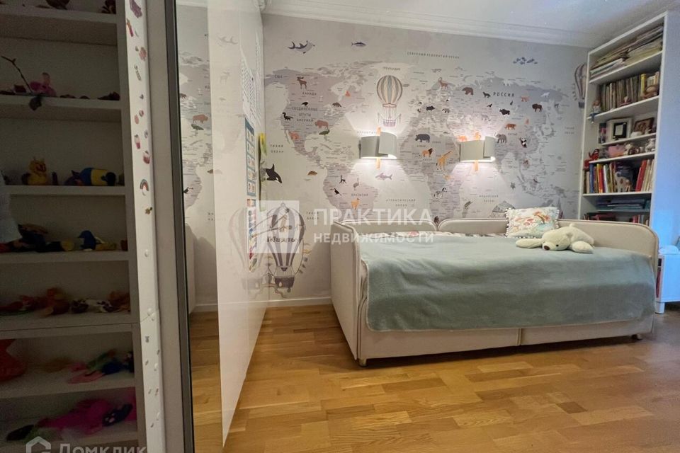 Продаётся 3-комнатная квартира, 72.7 м²