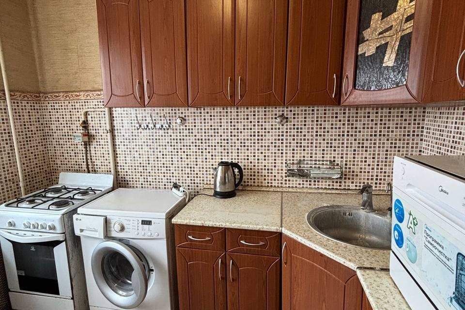 Продаётся 3-комнатная квартира, 65 м²