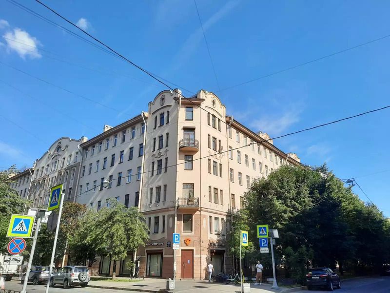 Продаётся 4-комнатная квартира, 69.2 м²