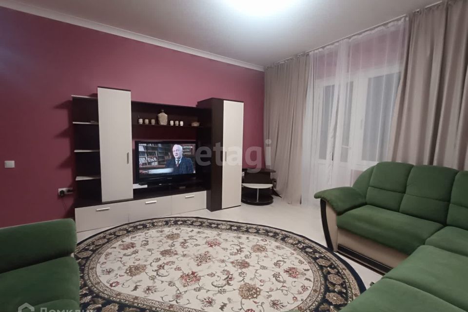 Сдаётся 1-комнатная квартира, 49.3 м²