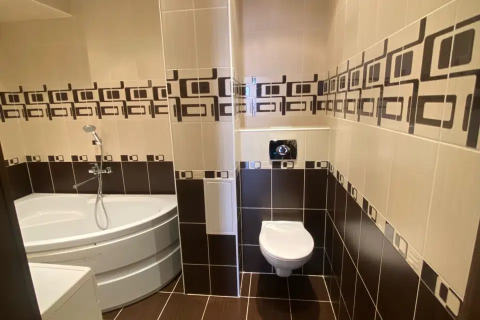 Продаётся 2-комнатная квартира, 61.6 м²