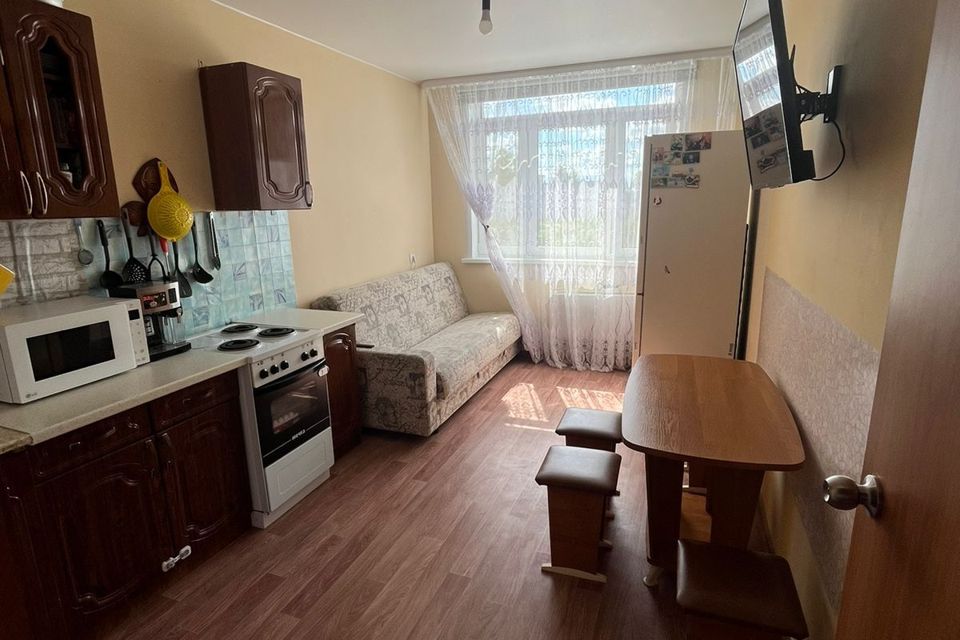 Продаётся 2-комнатная квартира, 57 м²
