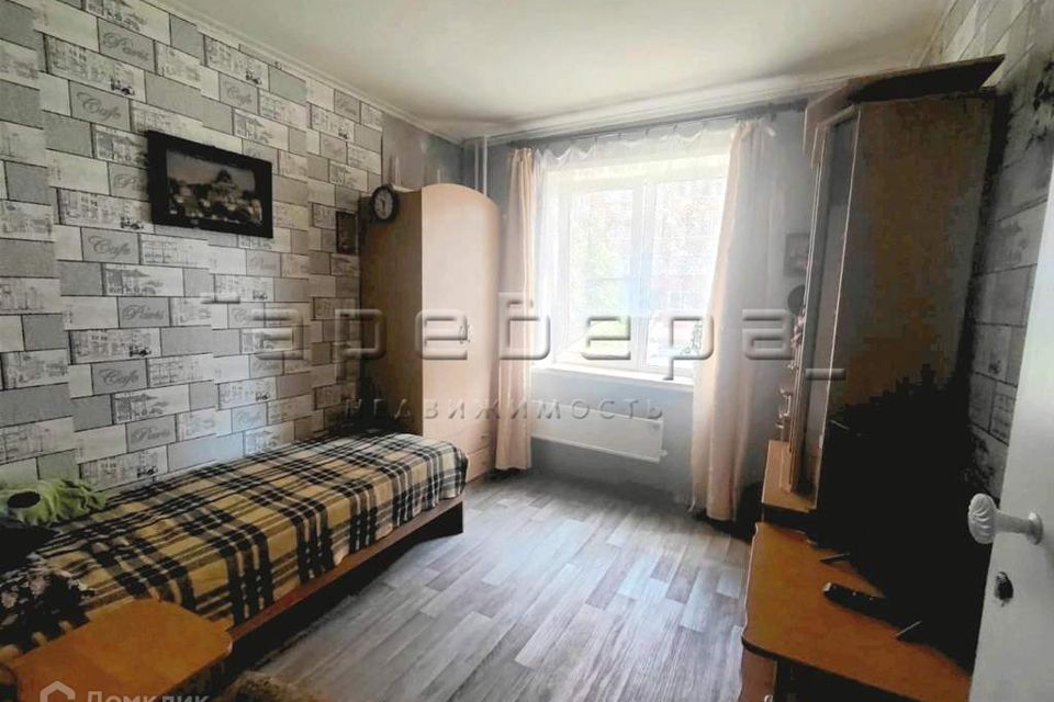 Продаётся 4-комнатная квартира, 82.3 м²