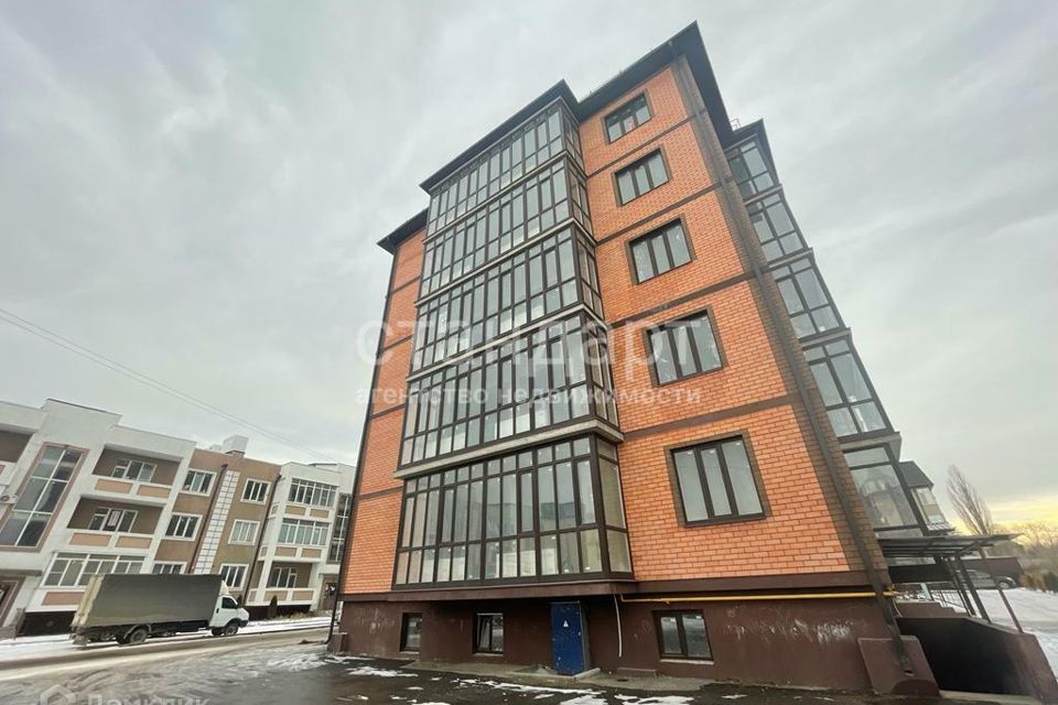 Продаётся 1-комнатная квартира, 53.5 м²