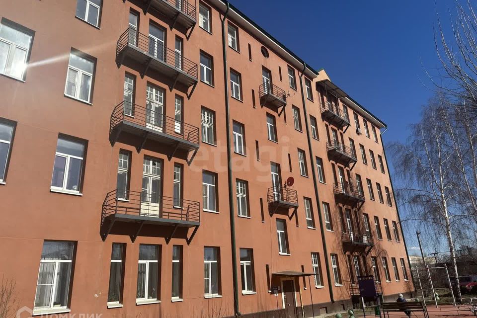 Продаётся комната в 6-комн. квартире, 17.5 м²