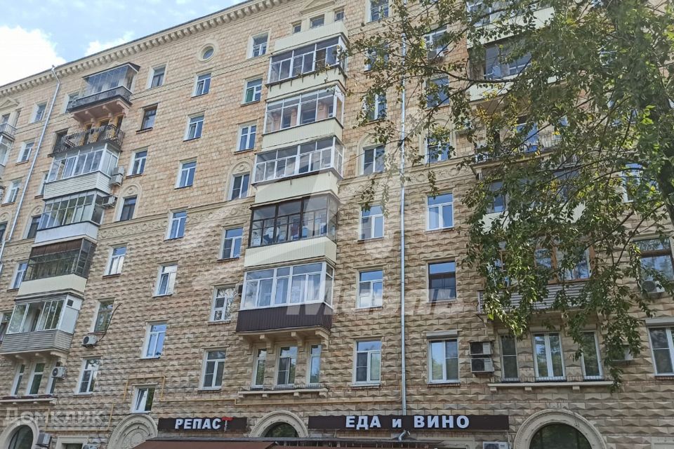 Продаётся 3-комнатная квартира, 97.3 м²