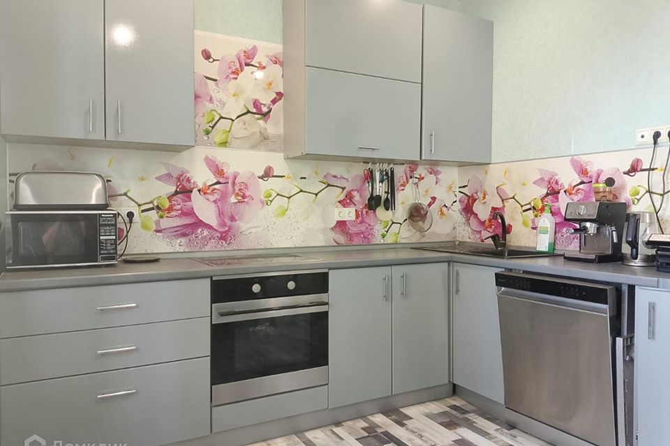 Продаётся 3-комнатная квартира, 70 м²