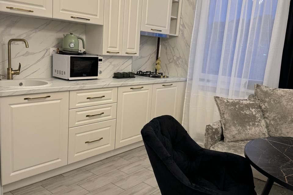 Продаётся 1-комнатная квартира, 35.8 м²
