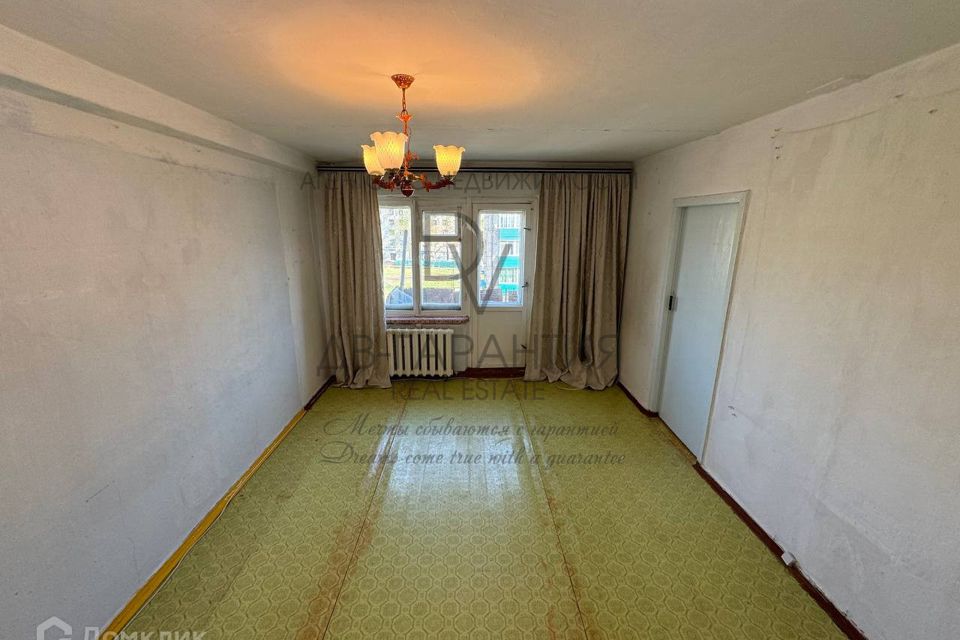 Продаётся 3-комнатная квартира, 59.7 м²