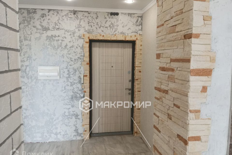Продаётся 1-комнатная квартира, 42.6 м²