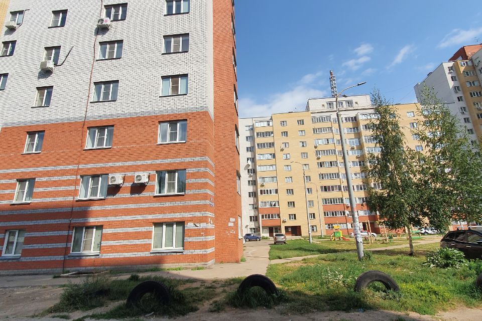 Продаётся 2-комнатная квартира, 76.8 м²