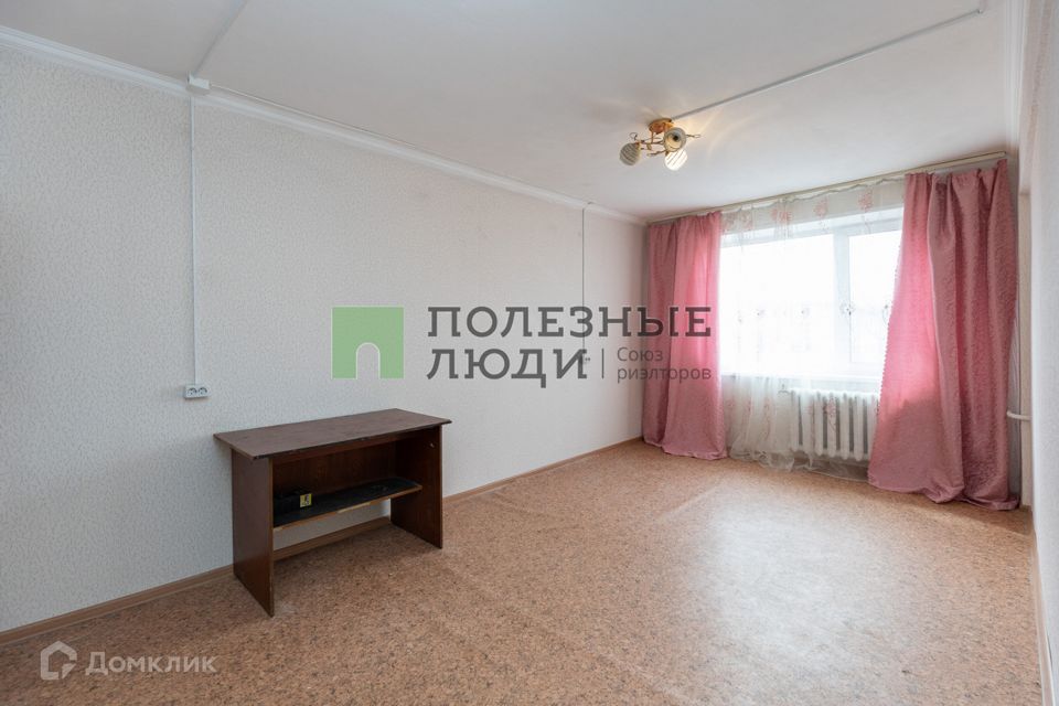 Продаётся комната в 5-комн. квартире, 15.9 м²