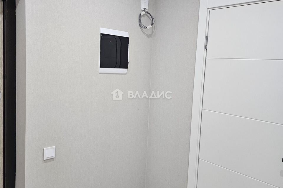 Продаётся 1-комнатная квартира, 43.3 м²